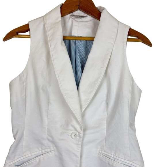 Boston Proper White Sleeveless Blazer Vest Sz 4 Pockets 1 Button Closure Stretch - Picture 2 of 7